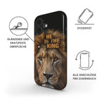 Robuste Handyhülle HE IS THE KING mit Löwen-Design, schwarzer Hintergrund – Infografik