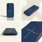 Handyhülle mit Motiv JESUS CROSS in dunkelblau aus vier Winkeln – Produktfotografie